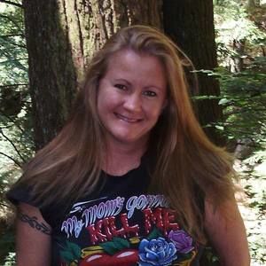 Meet your Posher, Monica